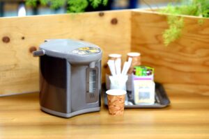 電気ポットの材質・サイズ・付属品別処分ルール