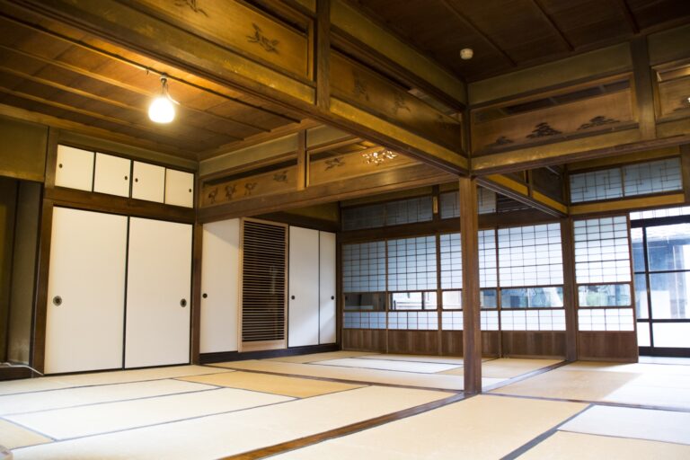 大阪市での畳の処分方法5選！リユースや費用相場までわかりやすく解説