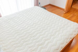 敷きパッドを捨てるときの準備と注意点
